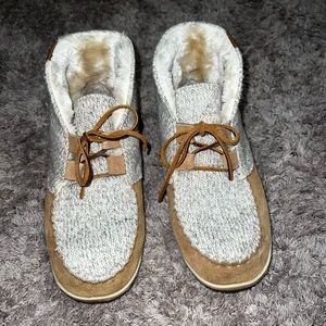 Womens Minnetonka Torrey Booties